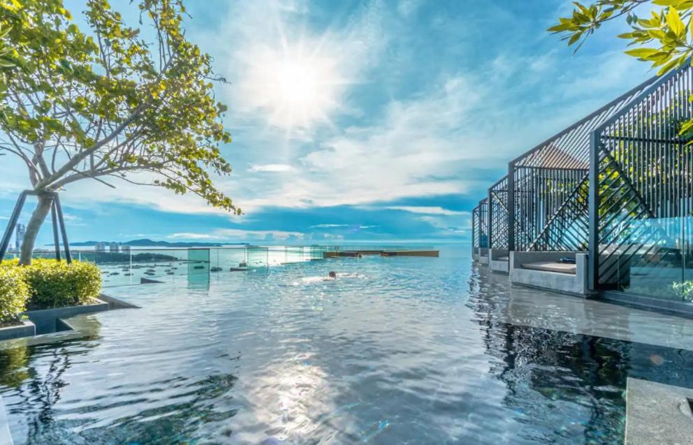The Edge Central Pattaya Seaview With Infinity Pool & Free Netflix Exterior photo